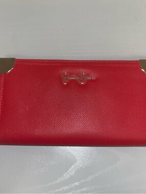 Jessica Simpson Clutch Wallet (Previously Owned)